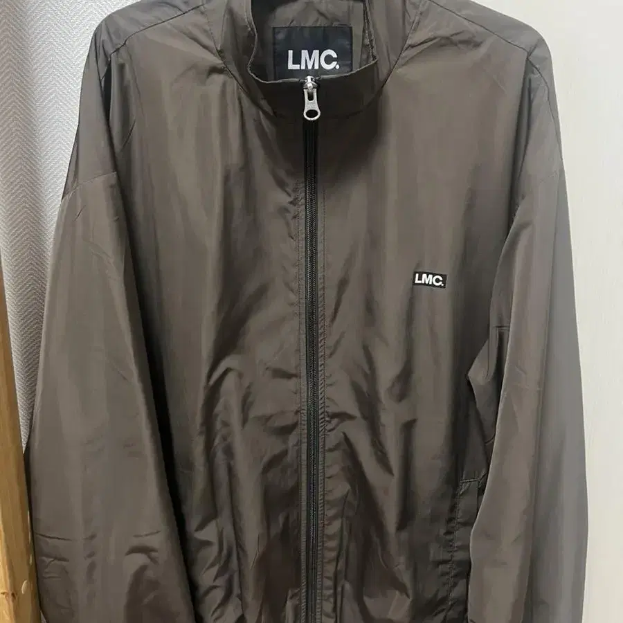 엘엠씨 LMC 바람막이