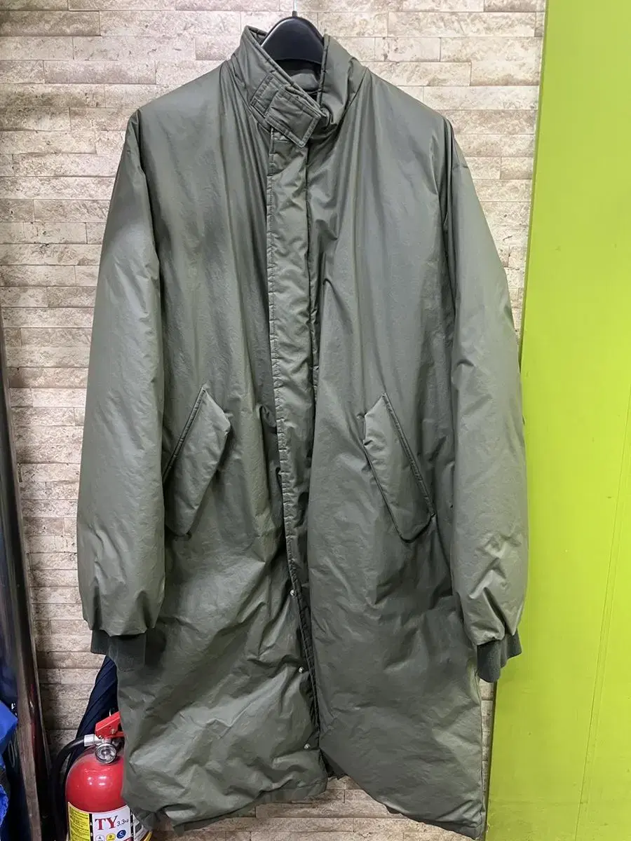 Last Price [Medium] e.ji Season3 Nylon Down Long Coat Olive