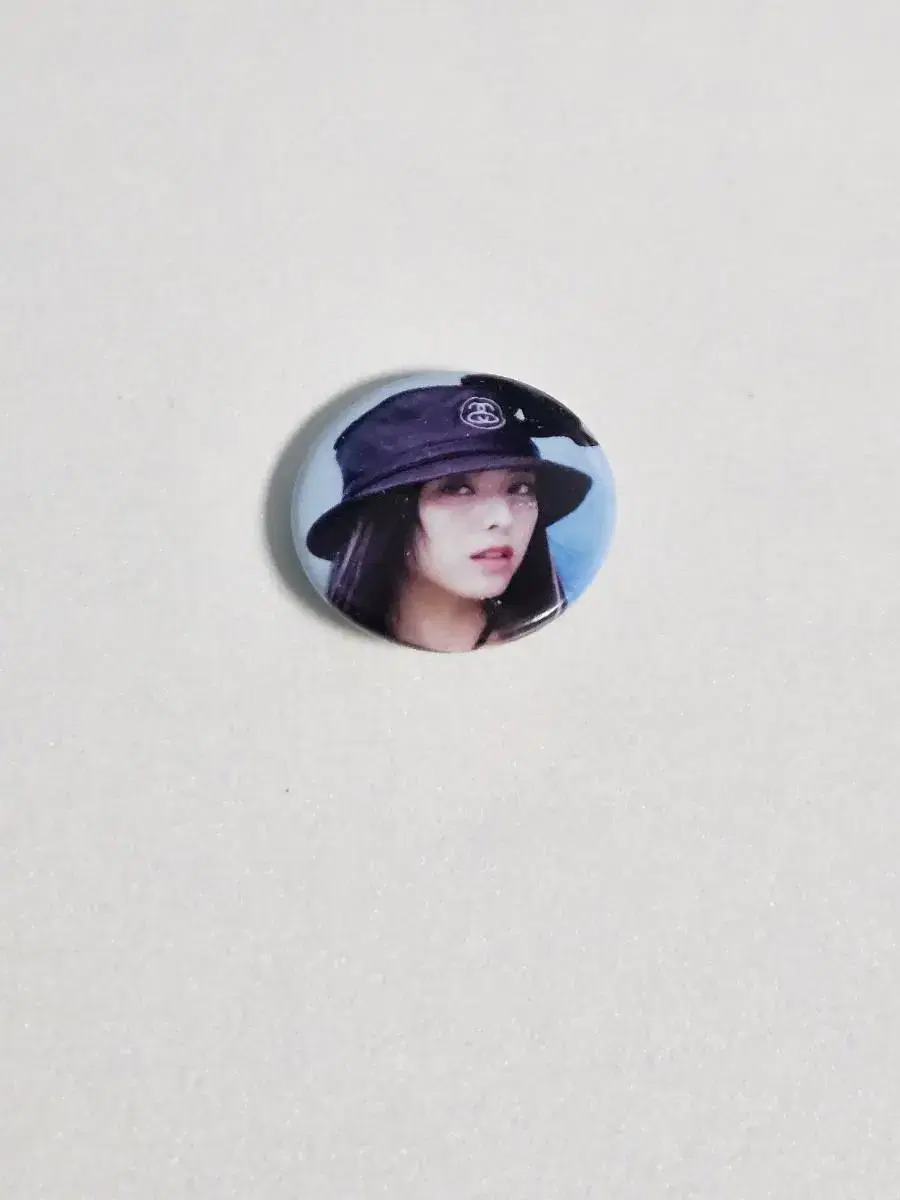 ITZY itzy yuna pop up Rare Goods Pin Badge (6/6 stamps)