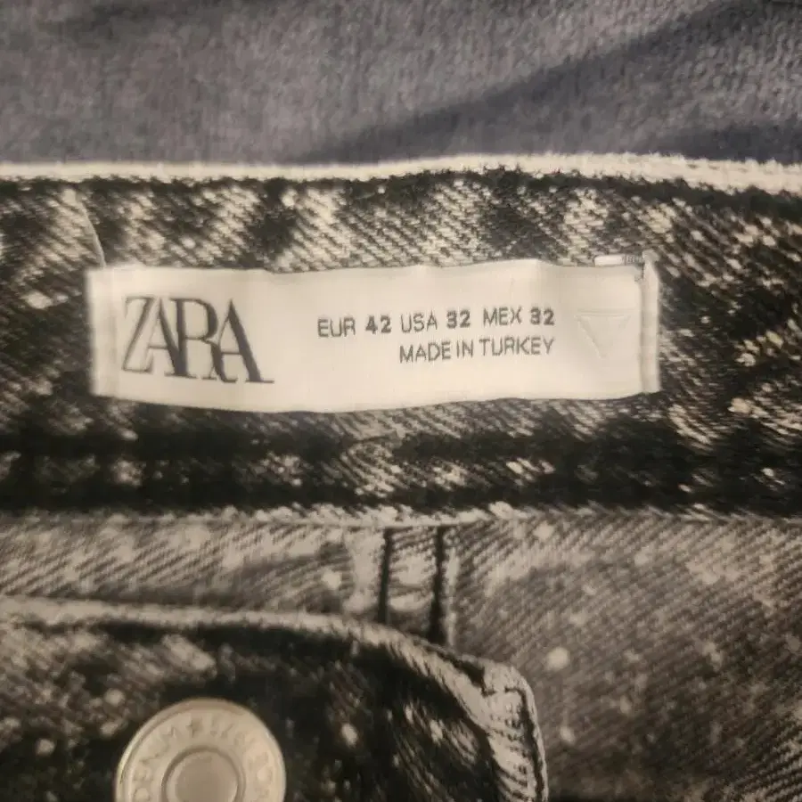 Zara JEANS ACID 워시드진(새제품)