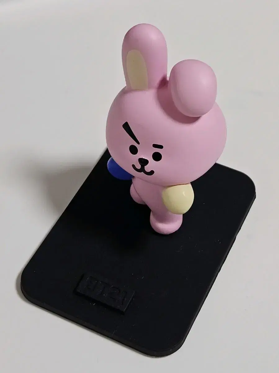 BT21 Cookie Cell Phone Holder Figures (Bangtan Jungkook)