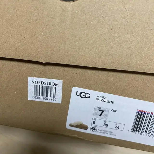 미국 어그 UGG 코케트 체스트넛 사이즈 7 240