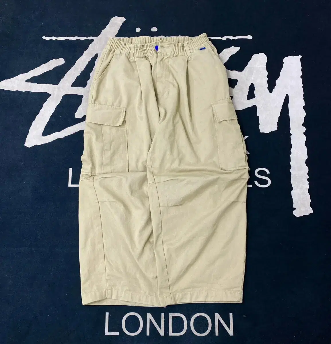 Potential Vintage Beige Wide Cargo Pants F