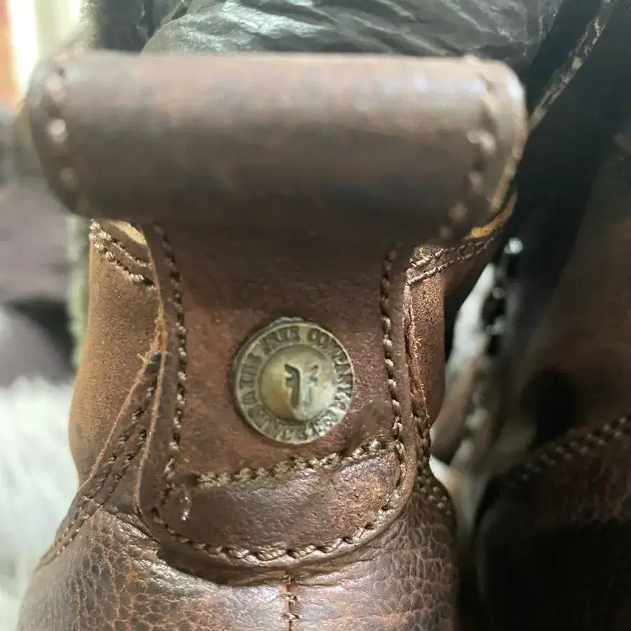 FRYE 1863프라이 양털 부츠