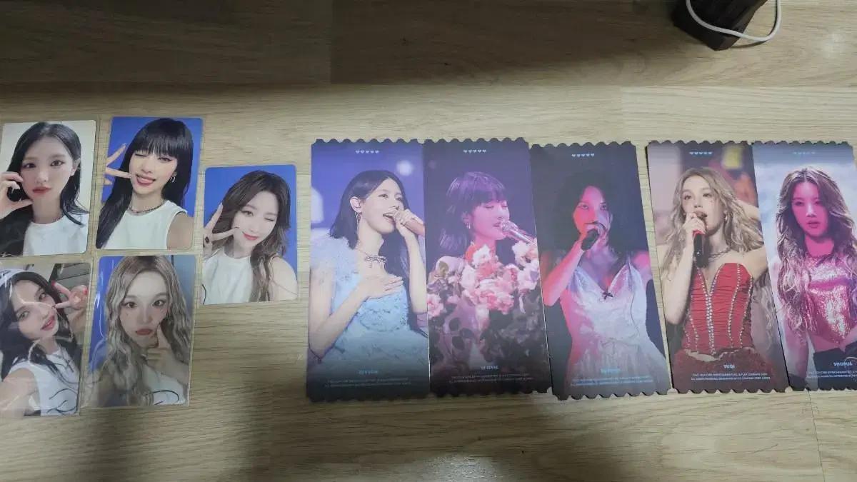 Gidles I am free-ty 2023 concert dvd photocard and ticket