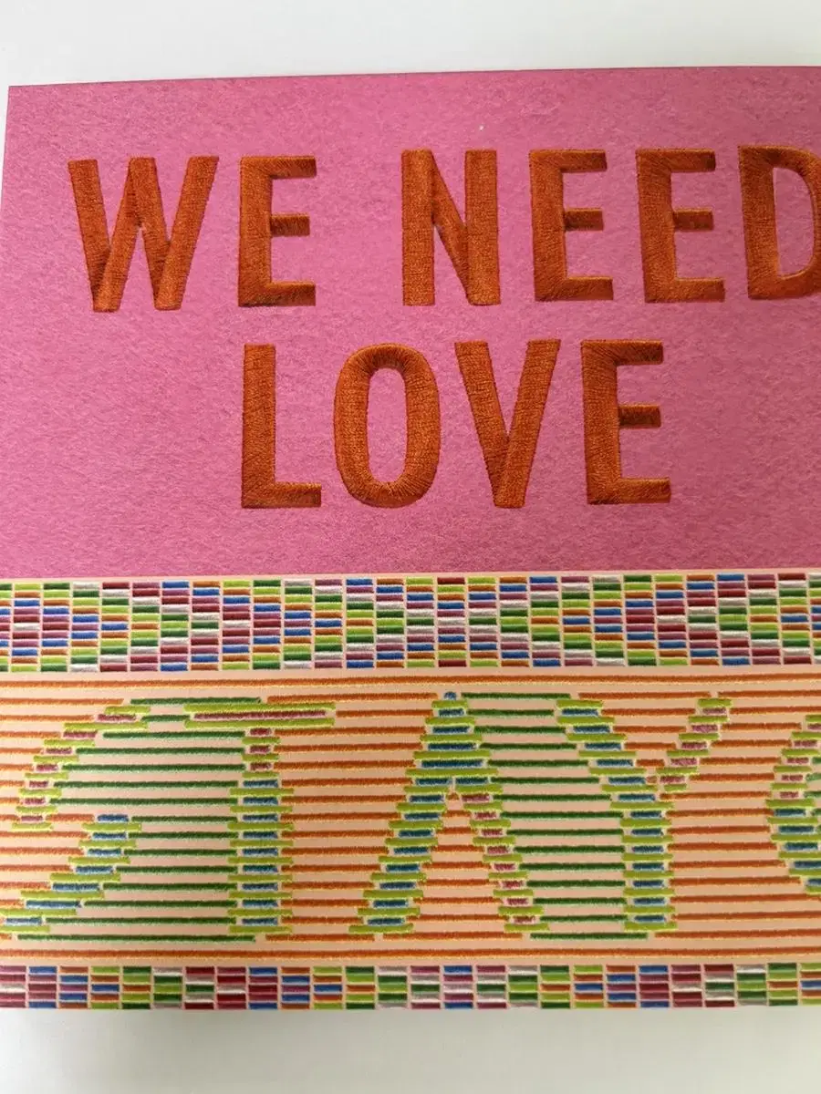 STAYC WE NEED LOVE unsealed album in all its configurations. (Photocard)