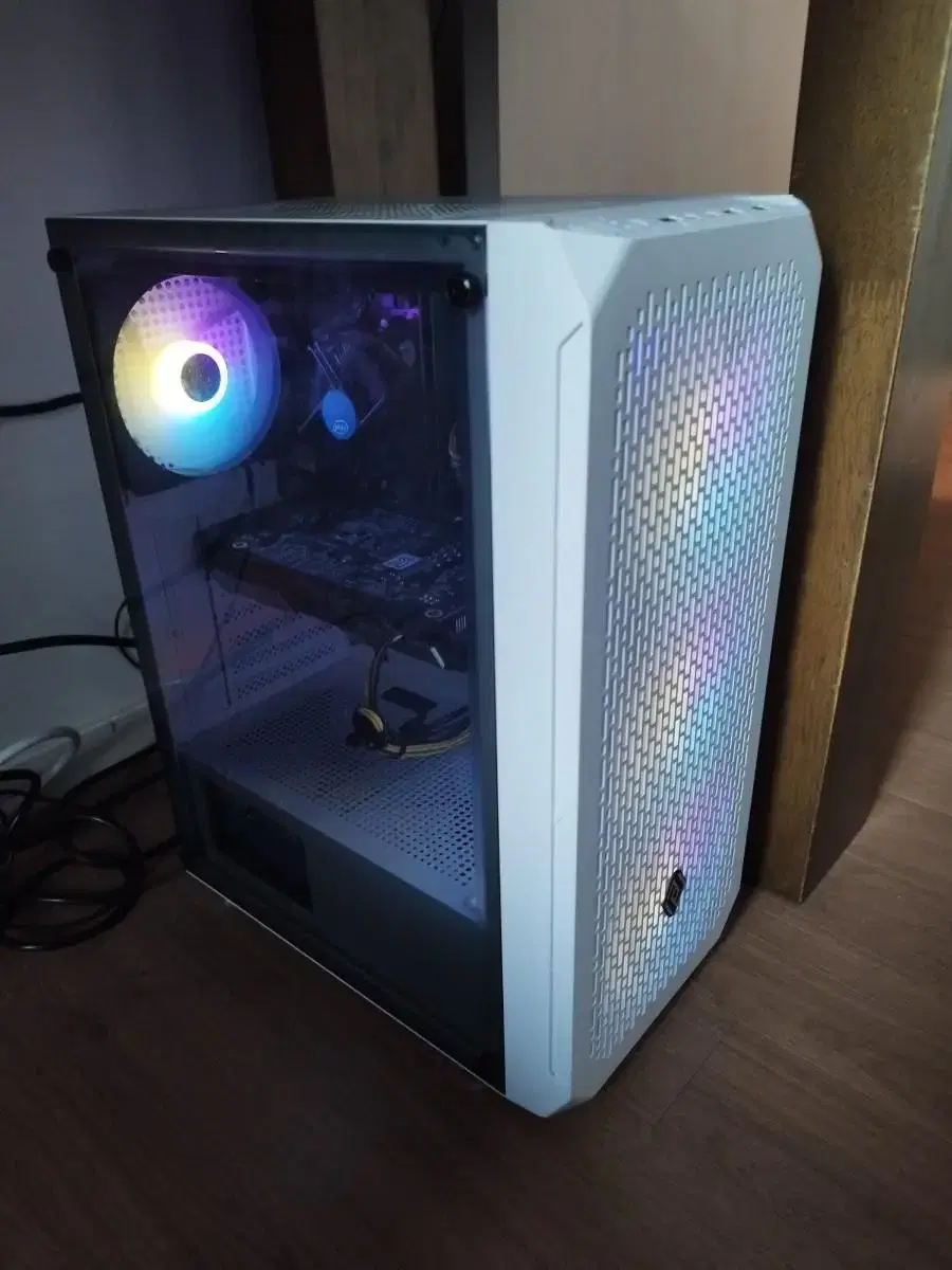 I'm selling a computer with an i5 7500 gtx1060