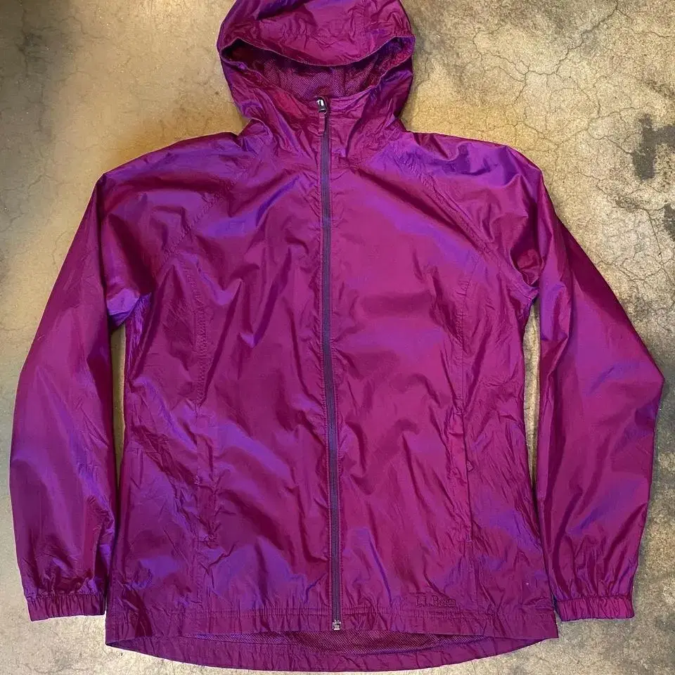 LL Bean Misses Full Zip Hooded Windbreak