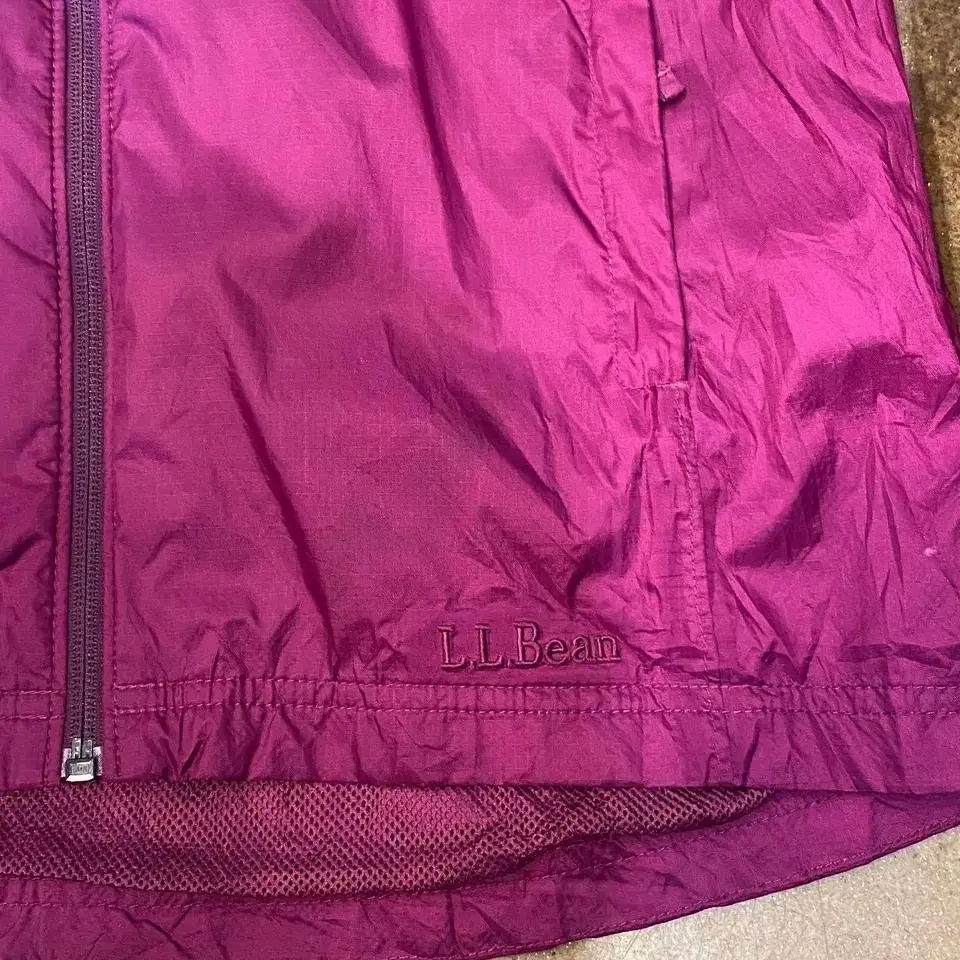 LL Bean Misses Full Zip Hooded Windbreak