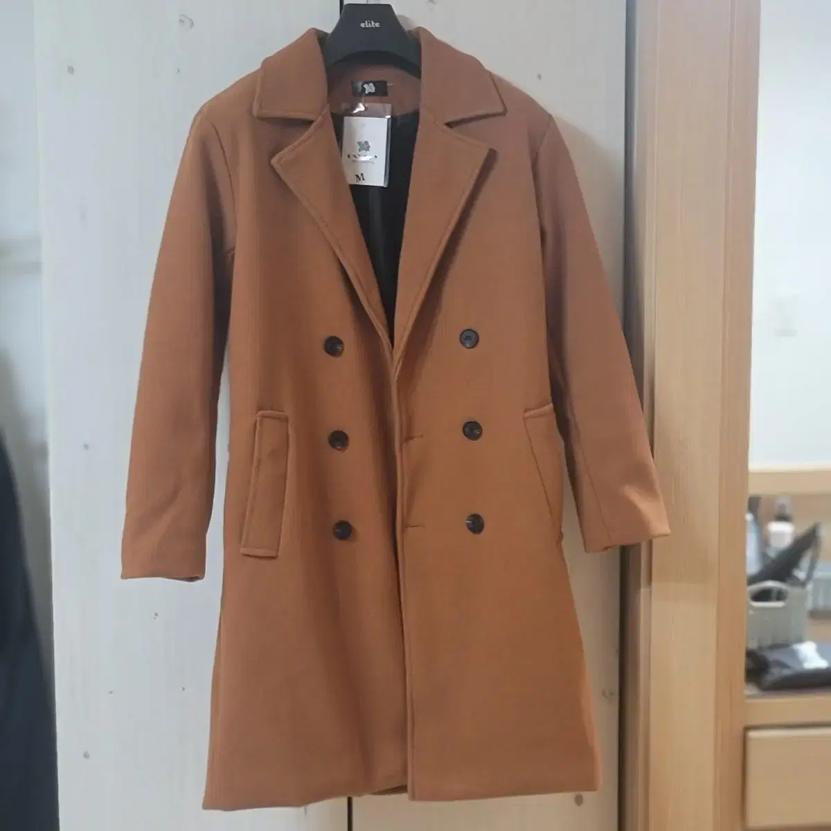 Men's Brown Coat, size MNew