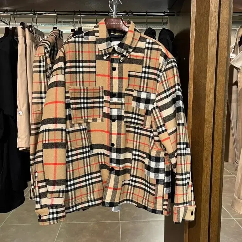 Burberry Off-White Wool Shirt Jacket