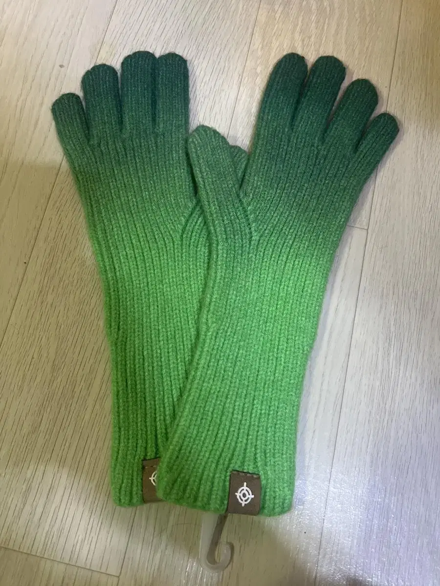 Gradient Gloves New Products