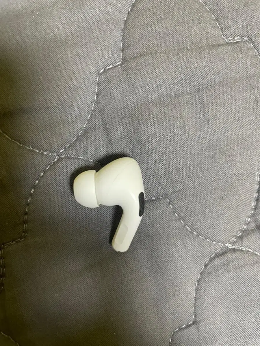 AirPods Pro Left Unit SS Class