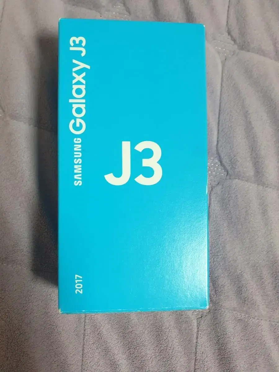 Samsung Galaxy J3 for sale (plus freebies)