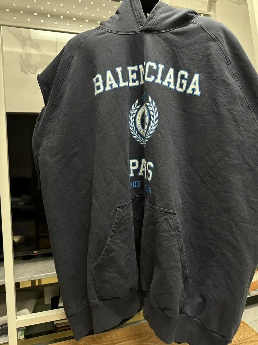 Balenciaga Overfit sleeveless hoodie