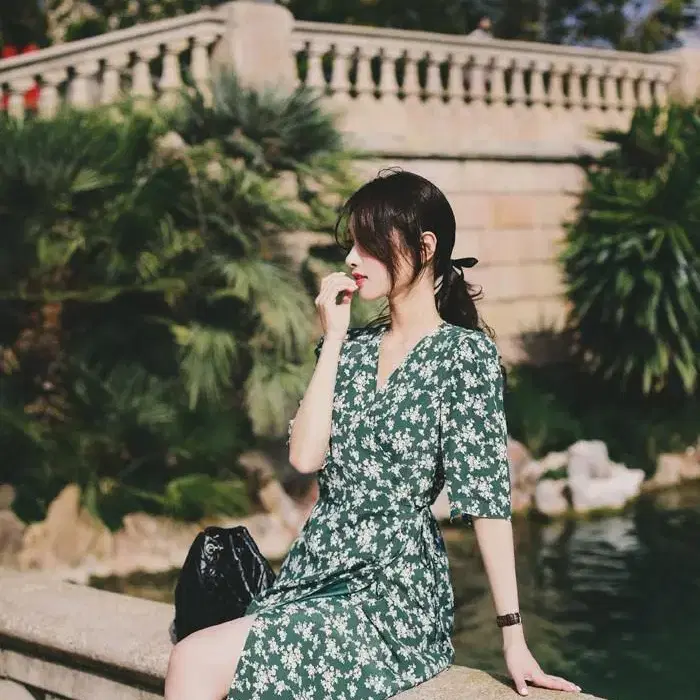 밀크코코아 원피스 Green floral button wrap dress