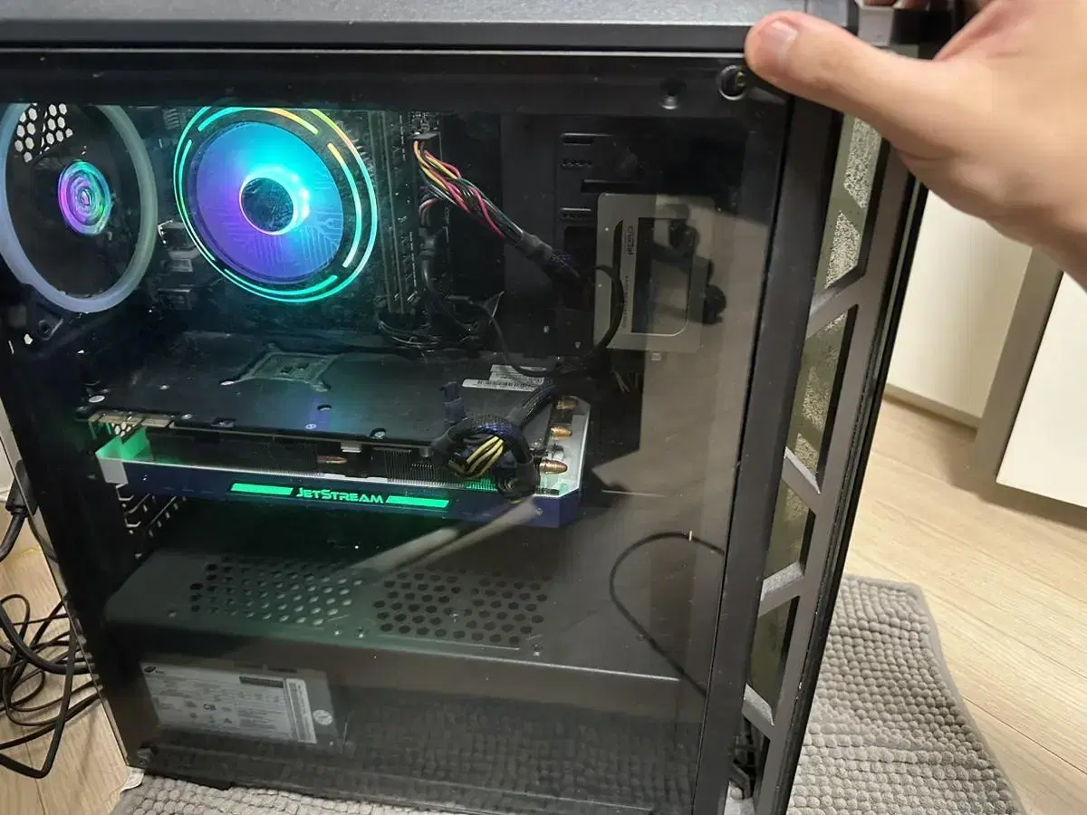 최저가 i7-8700 gtx 1080(단종) 가격잘몰라서 싸게 팔게요