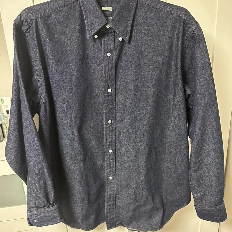 Apresse denim shirts