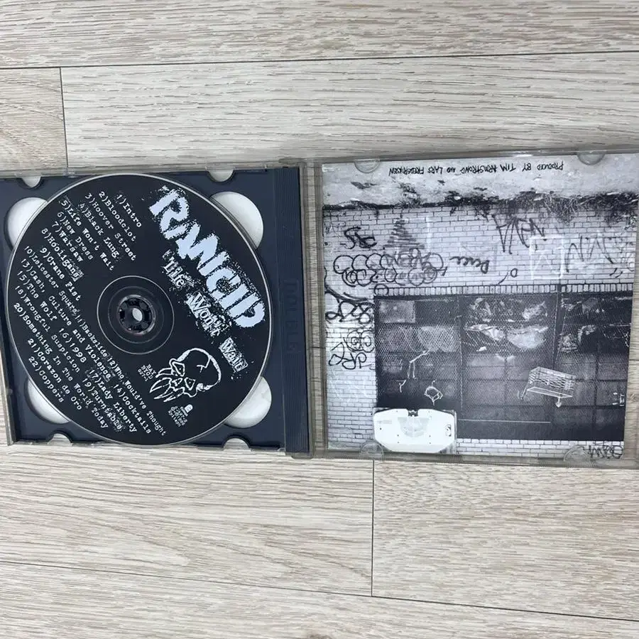 Rancid , bush 앨범 두장