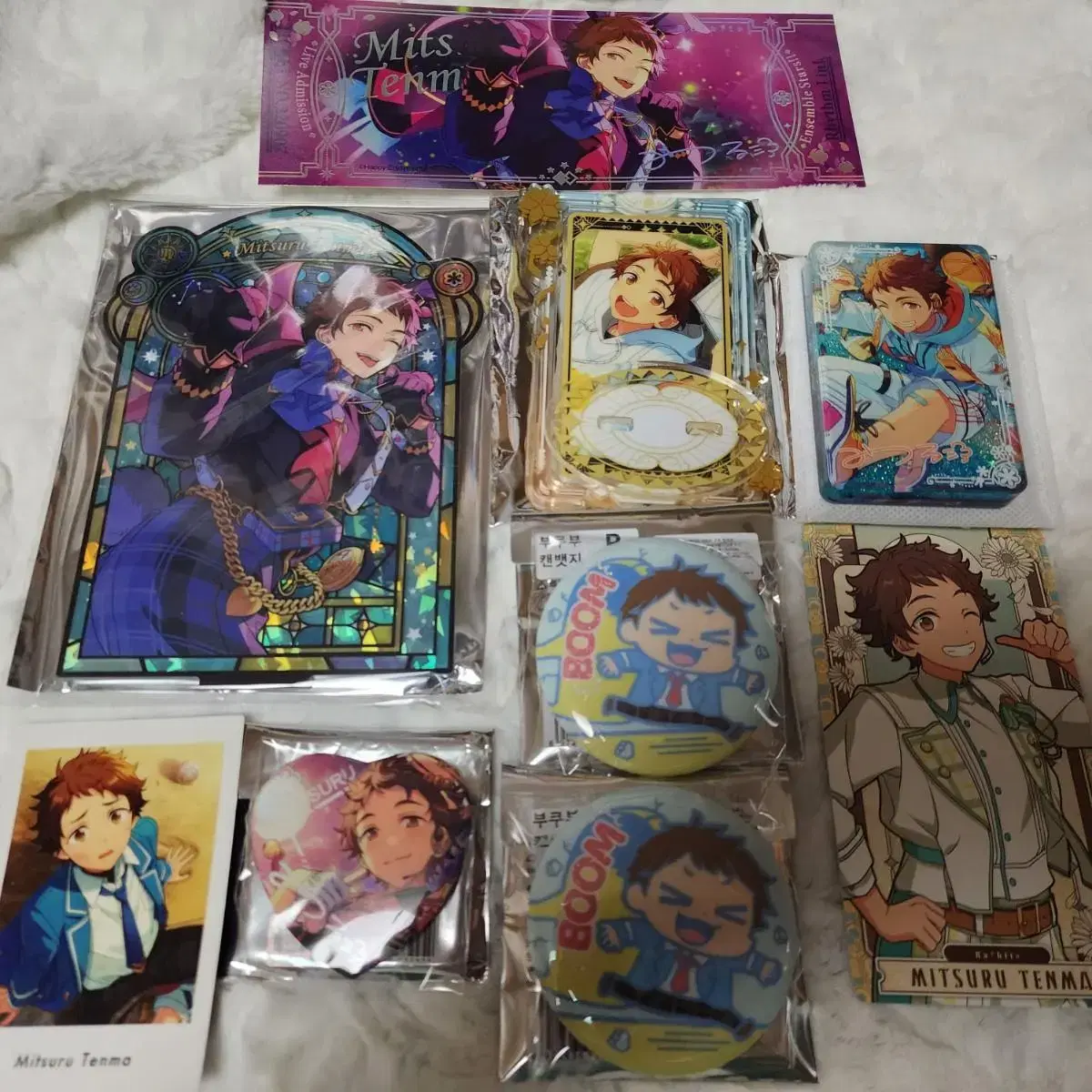 Angsta Mitsuru acrylic Canbadge bulk sells