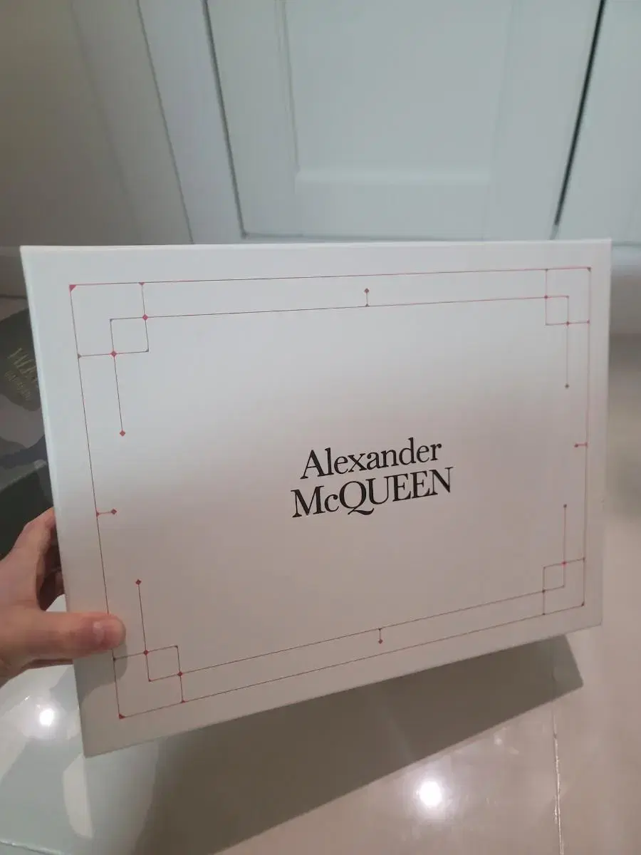 Alexander McQueen Boxes