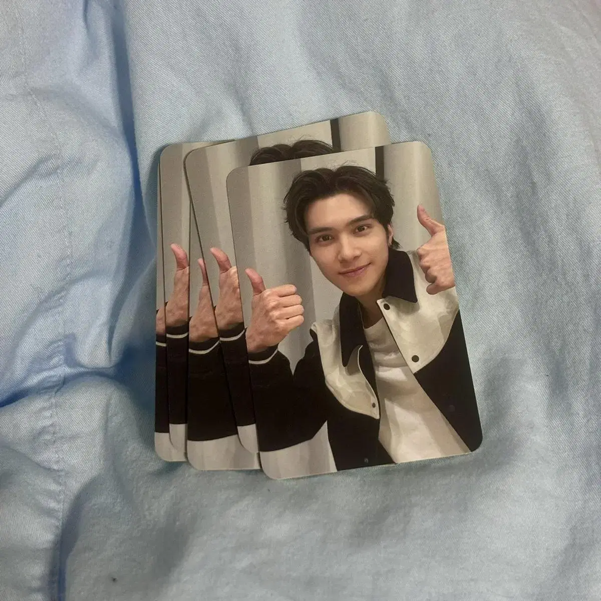 NCT hendery Everland T-shirt photocard