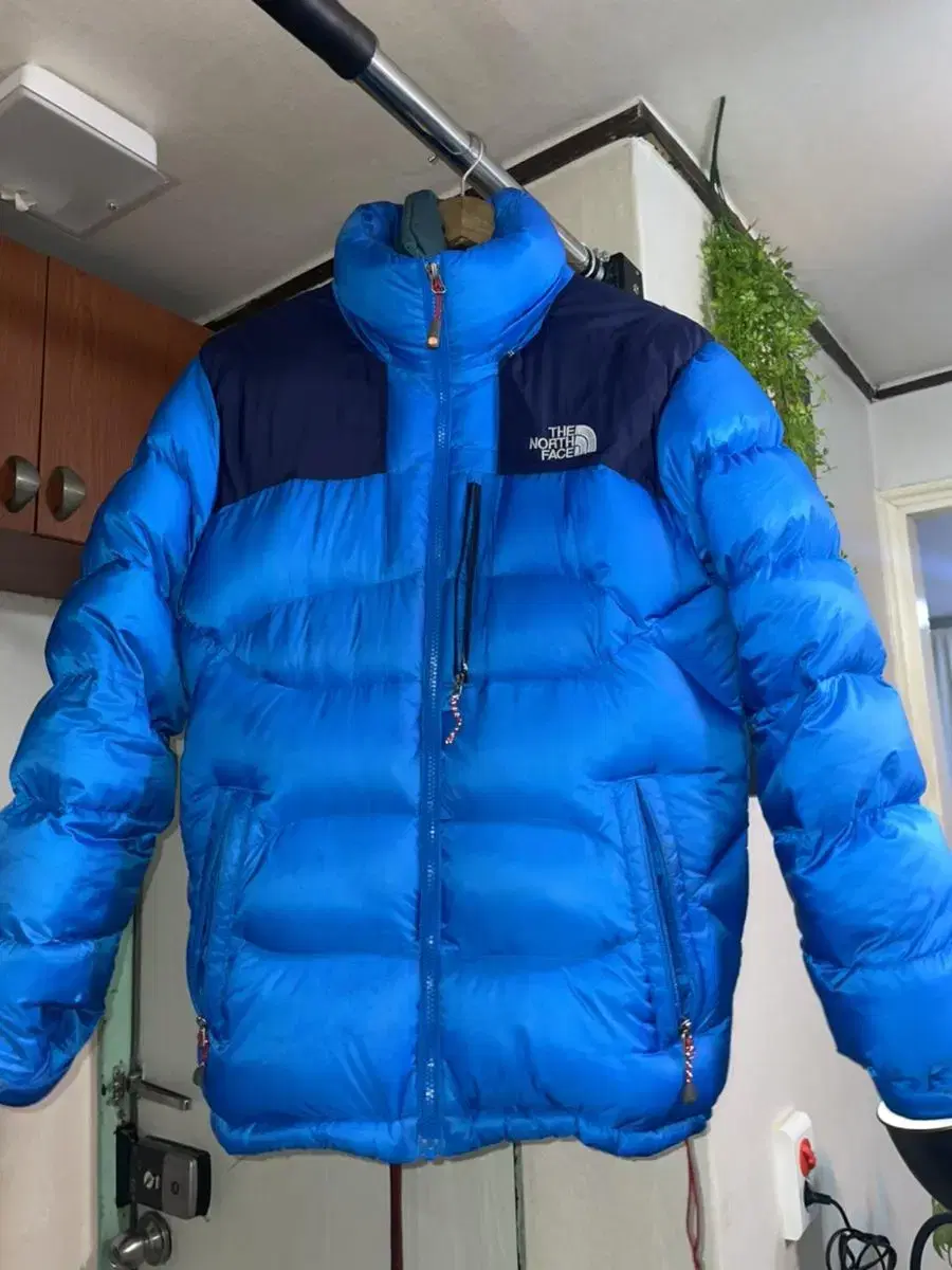 The North Face 800 100 size