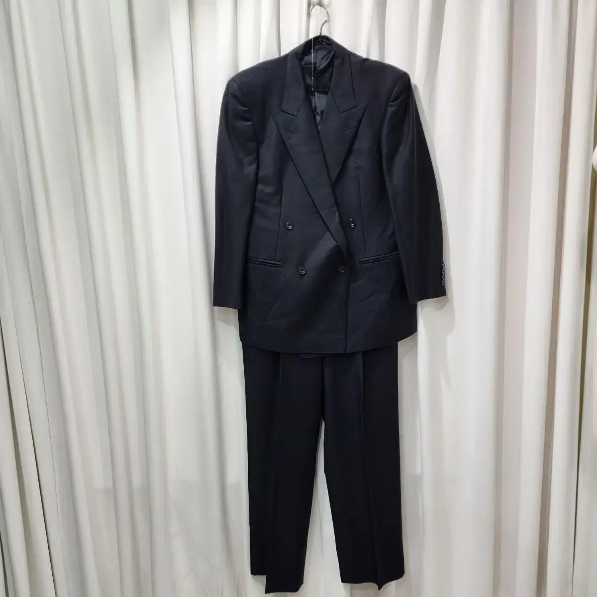 BURBERRY Prosum Suit Setup