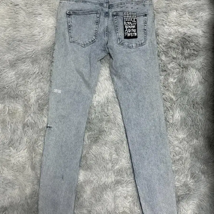 32 Ksubi chitch overcast denim jean