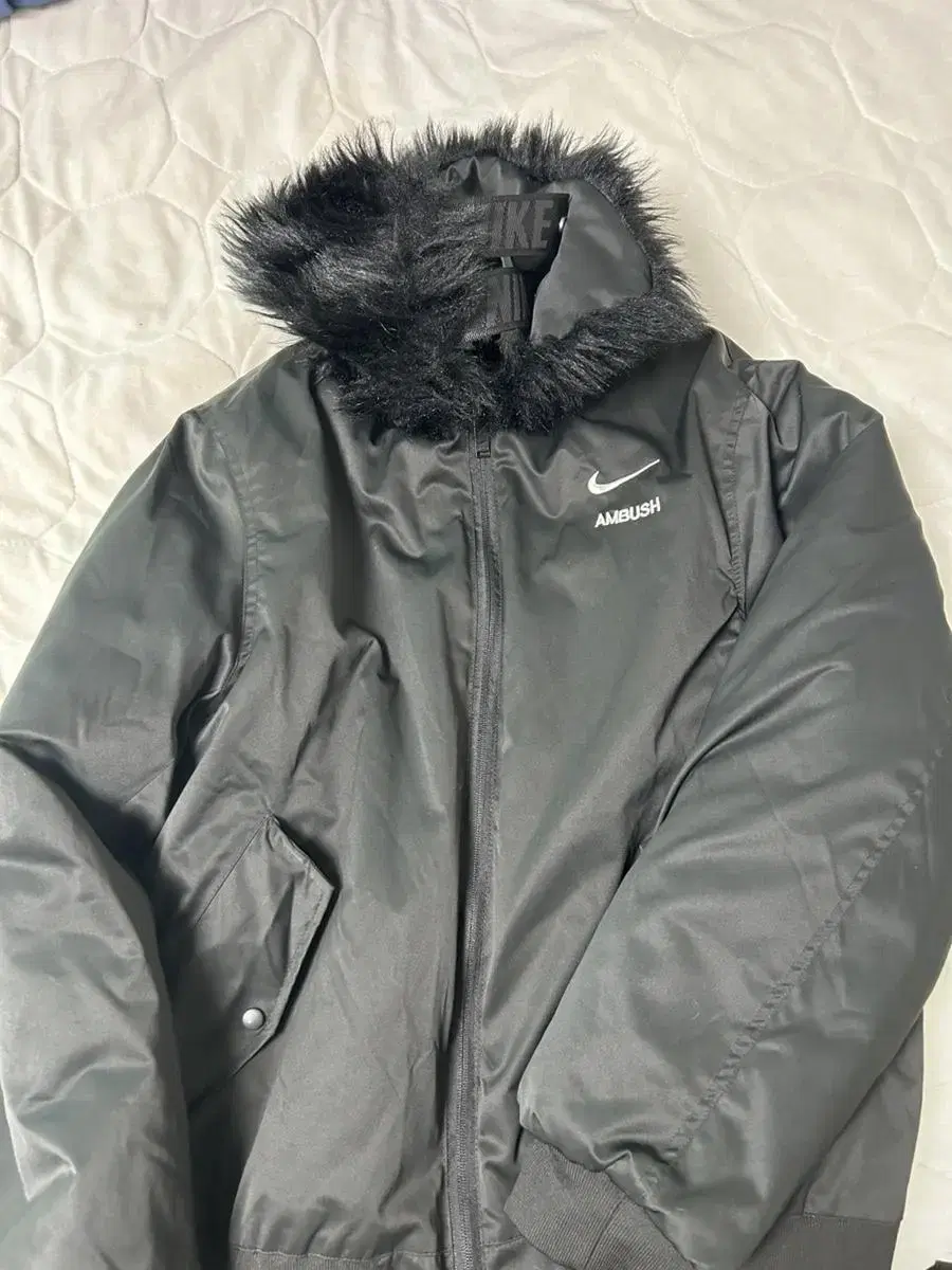 Nike ambush fur jacket L size