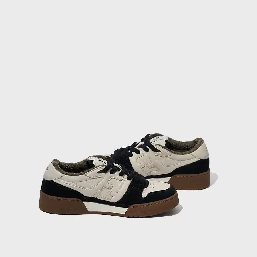 FENDI SNEAKERS 38