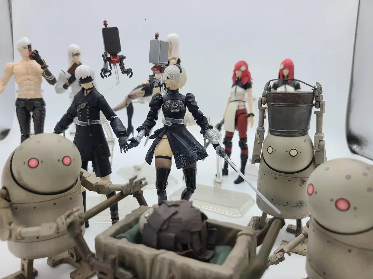 Bulk) BringArts Nier: Automata Figures