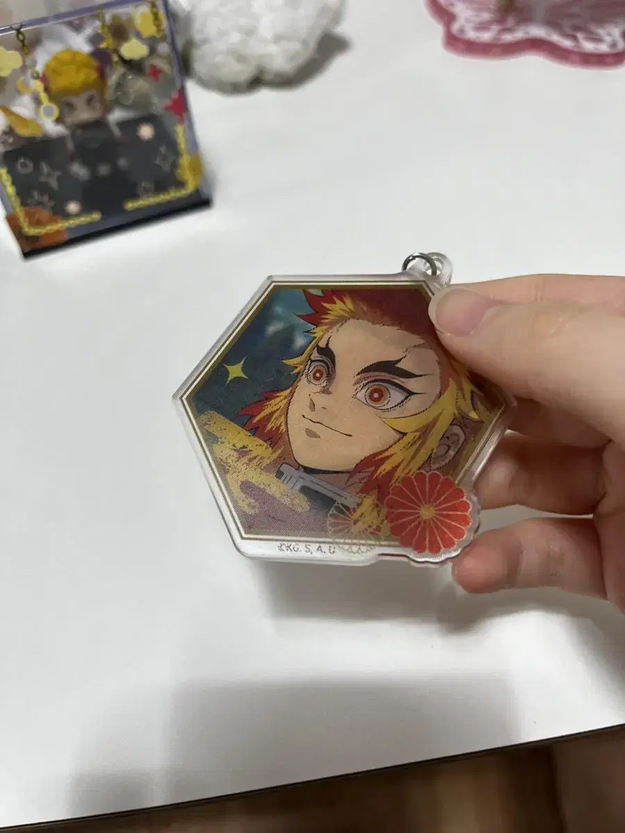 Demon Slayer Rengoku Rengoku Keyring that changes depending on the angle