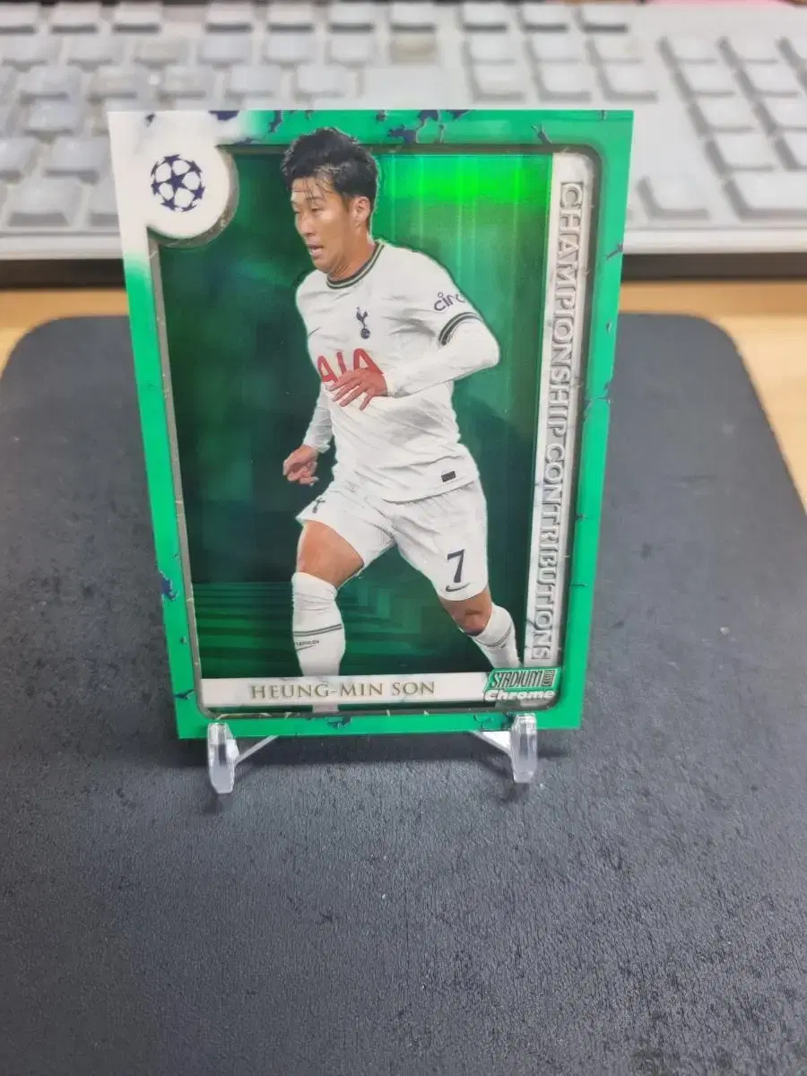 23Tops Stadium Club Chrome 99Limited Tottenham Son Heung-min Insert Football Card!