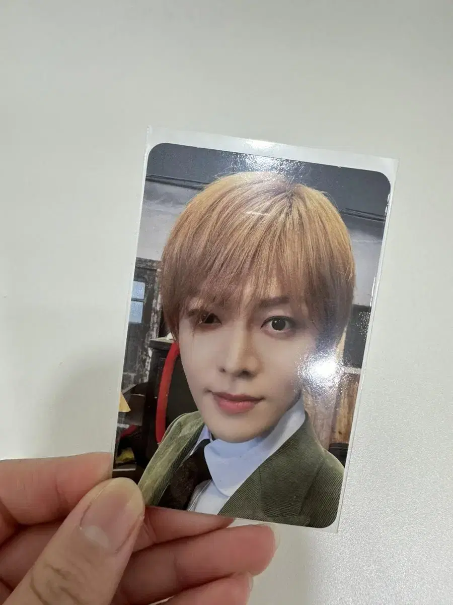 Makestar yuta photocard sells