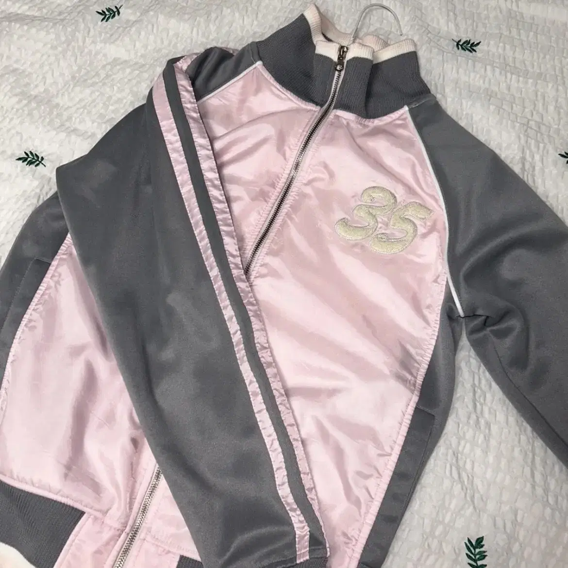 Vintage Pink + Gray Zip-up (stc Jinri Baby Bear Fish Tank Vintage)