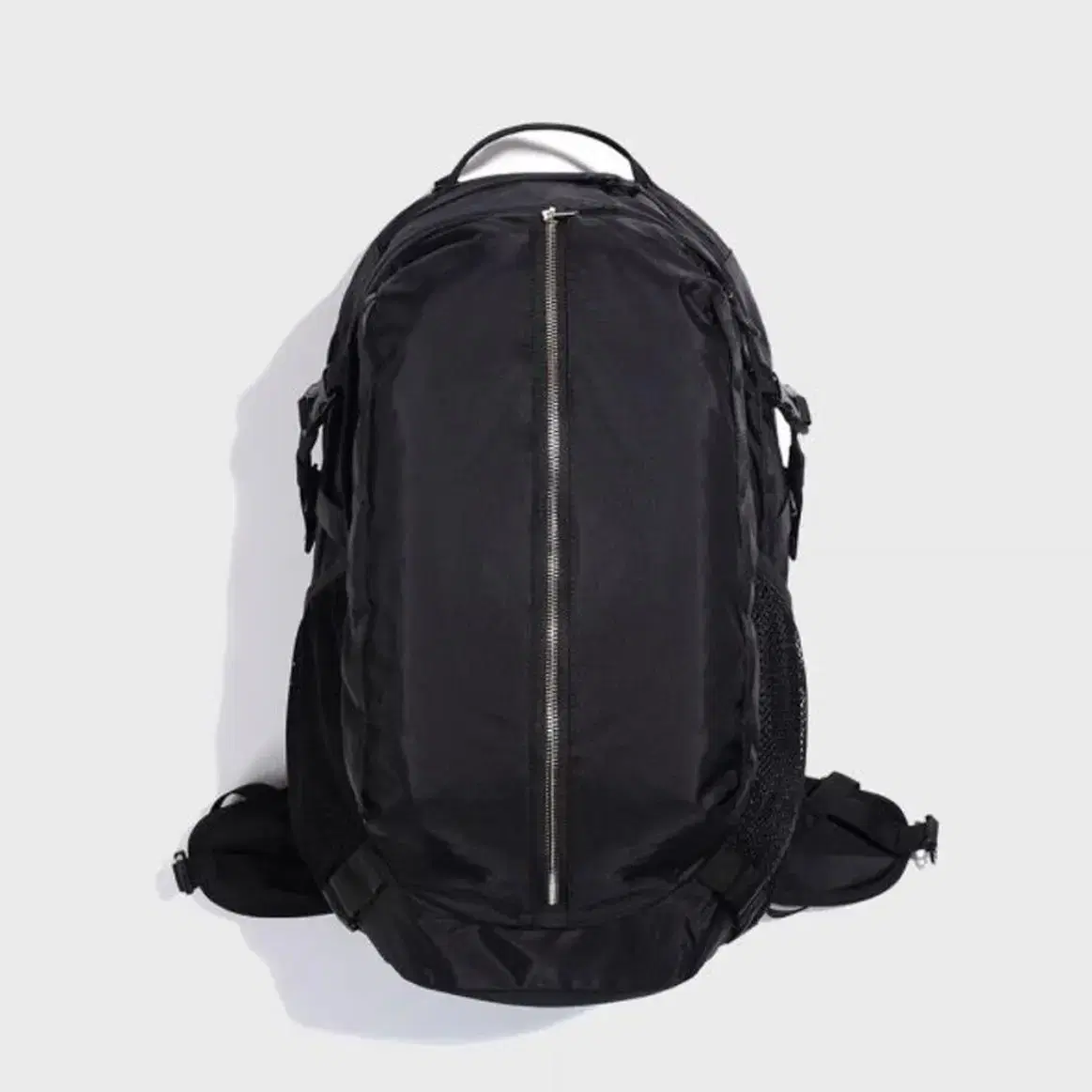 피스메이커 NYLON ZIP SQ BACKPACK (BLACK)