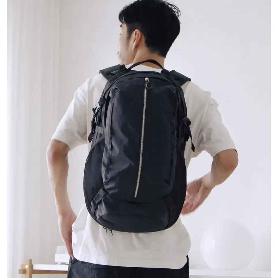 피스메이커 NYLON ZIP SQ BACKPACK (BLACK)