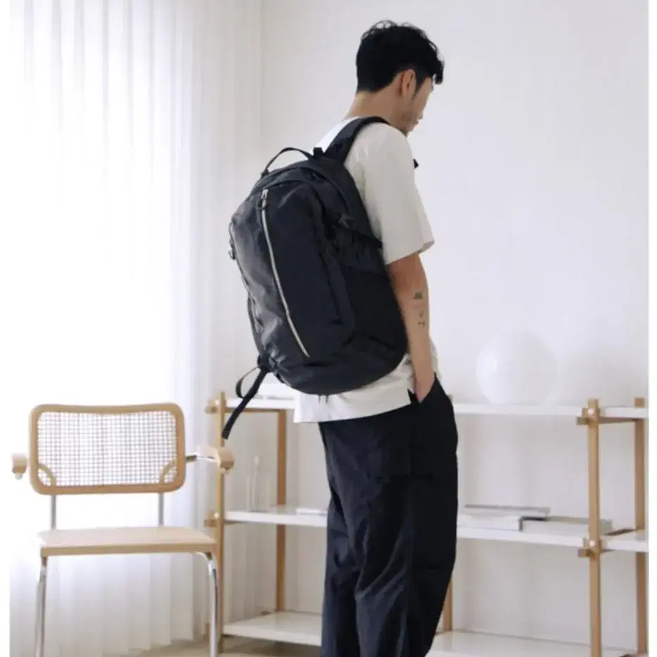 피스메이커 NYLON ZIP SQ BACKPACK (BLACK)