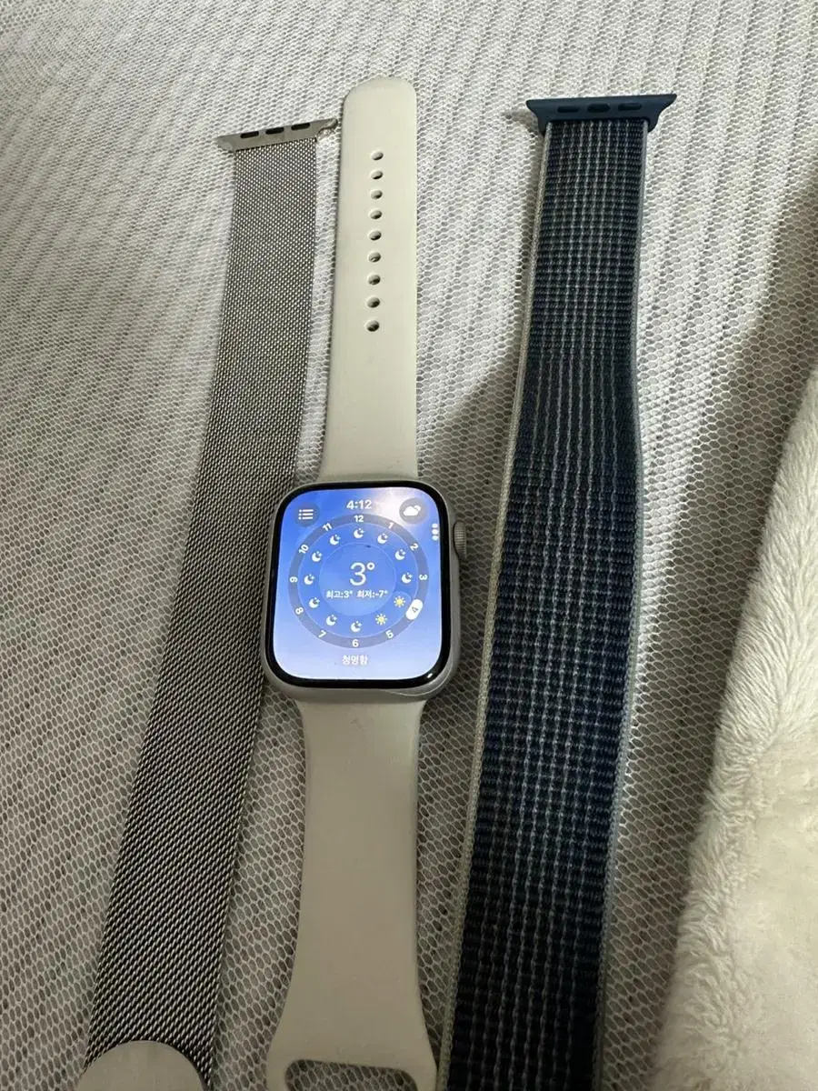 Apple Watch 8 45mm Silver GPS (almost new)