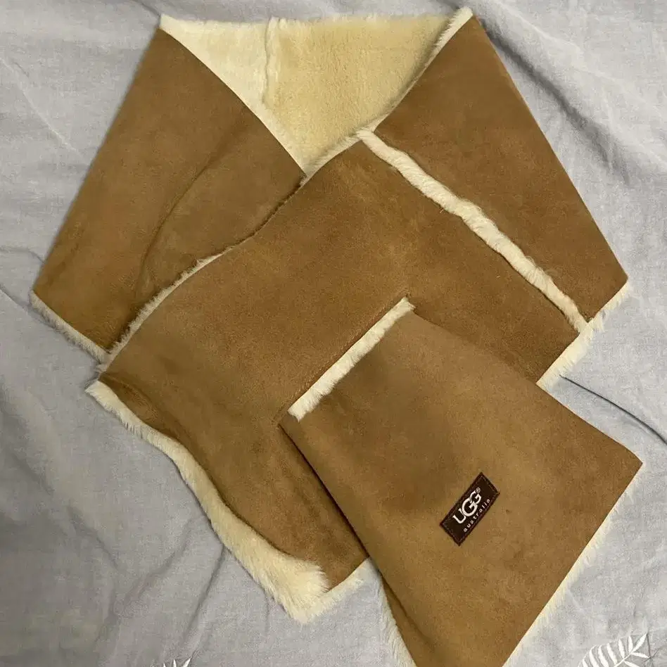 [새상품] UGG 목도리(4Panel scarf)