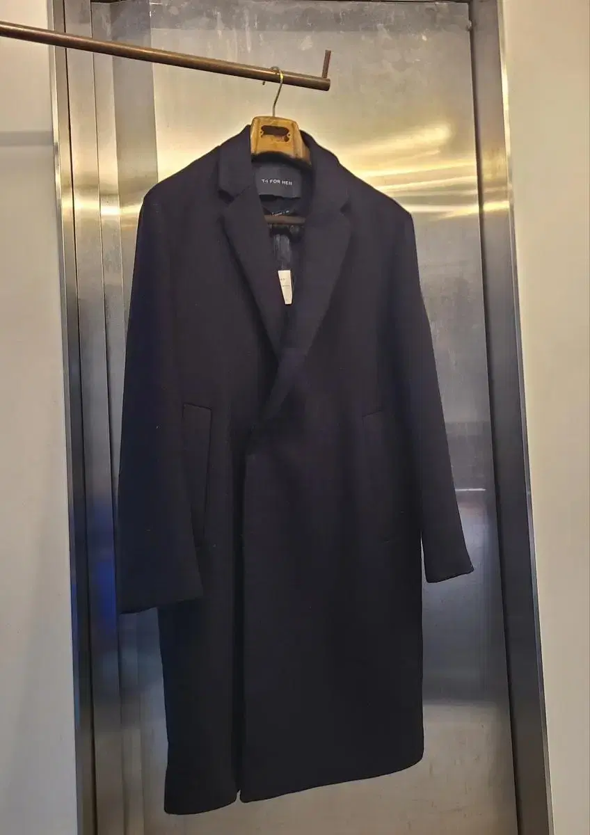 Tiapomen Coat