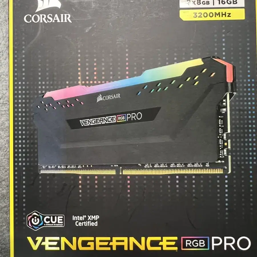 커세어 램 벤저스 RGB PRO 16기가(2x8GB)