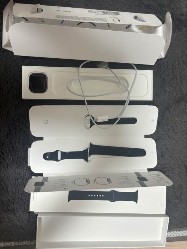 Apple Watch8 41mm S-class farm 2 days