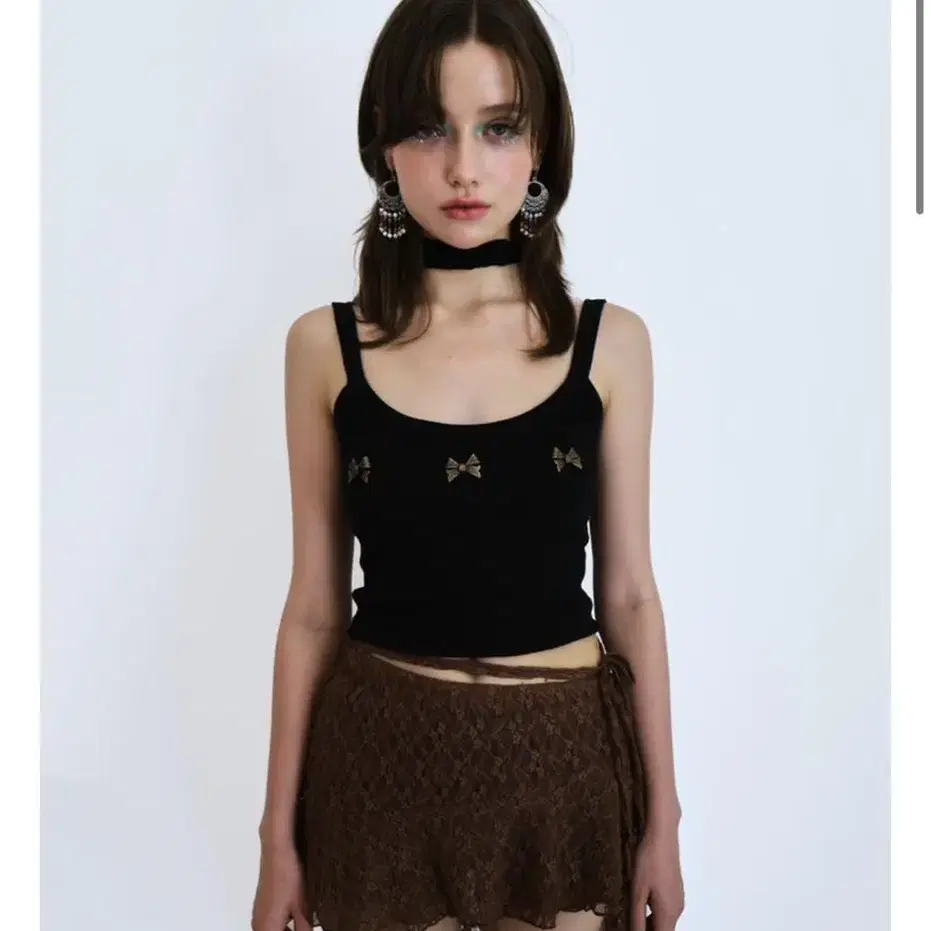 시오서울 LACE UP UNBALANCE MINI SKIRT BROWN