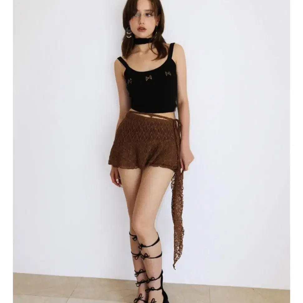 시오서울 LACE UP UNBALANCE MINI SKIRT BROWN