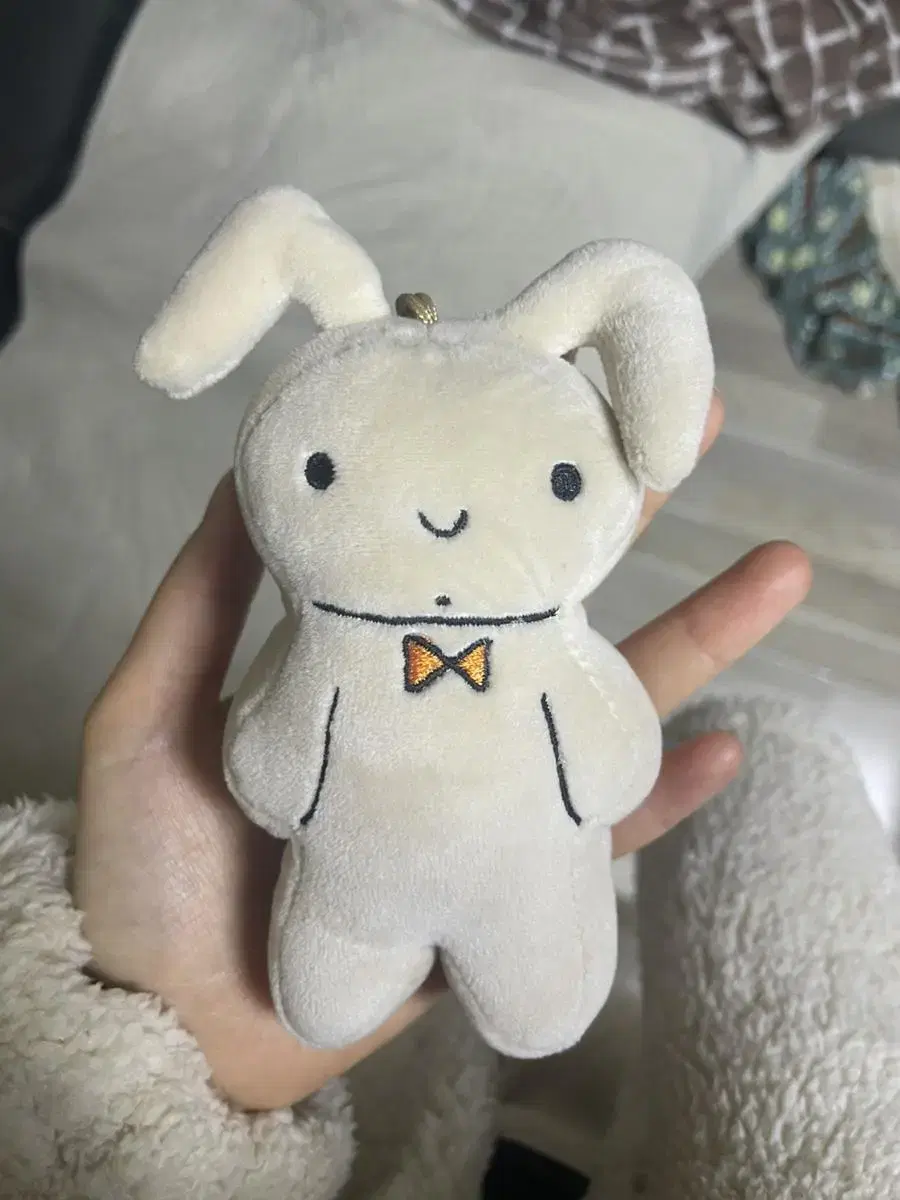 changu yuri bunny doll keyring