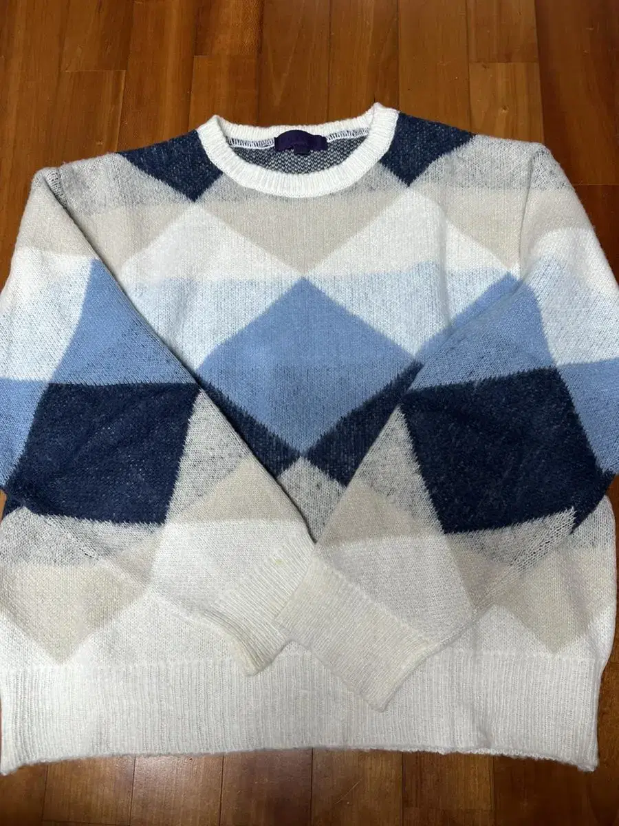 Bisloe Purple Argyle Knit (S)