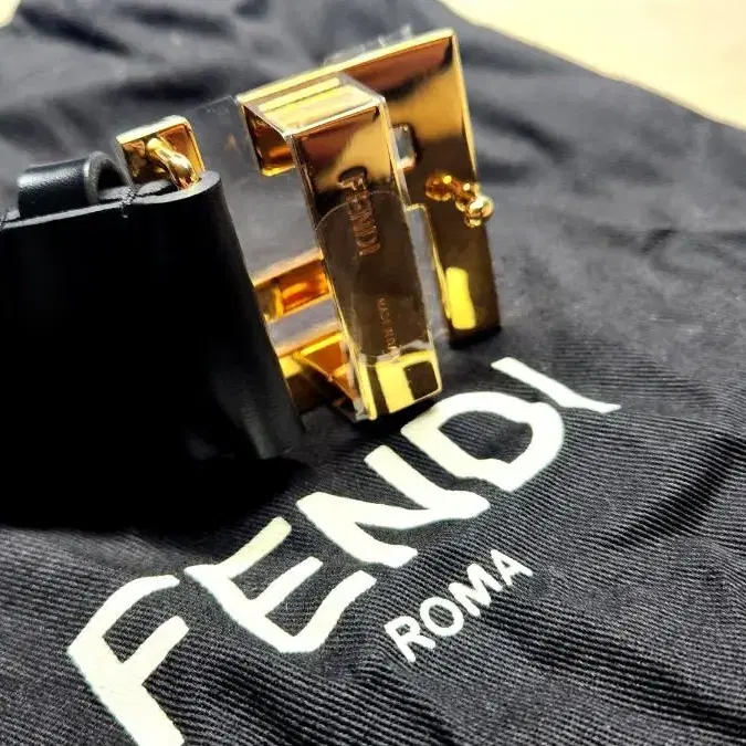 펜디 FENDI 남성 벨트 미착용 새제품