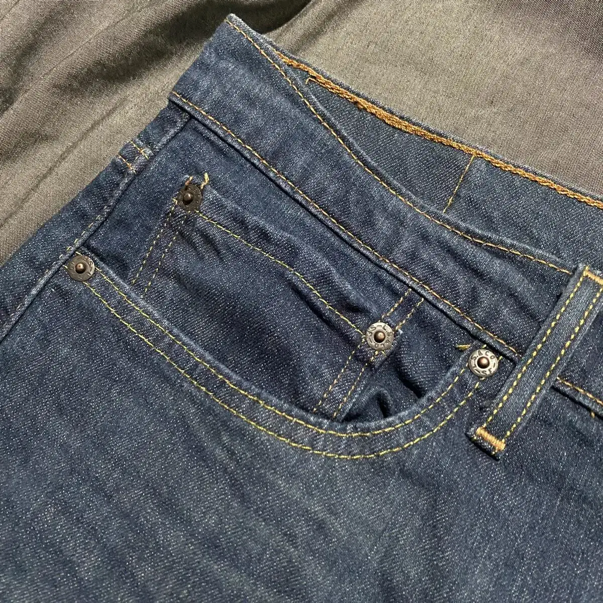 LEVIS 502 Pants Sz 36X30